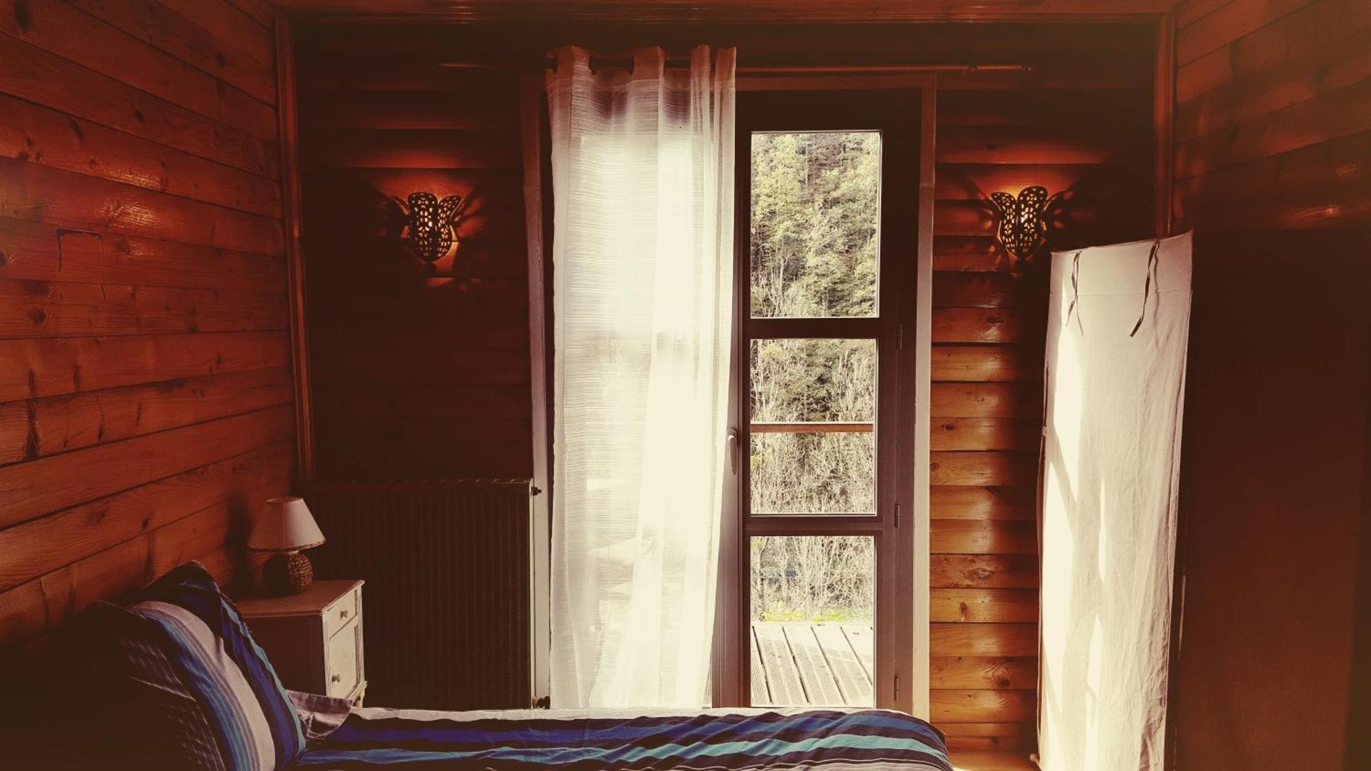 Skymist Maison D'Hotes Biert Rum bild